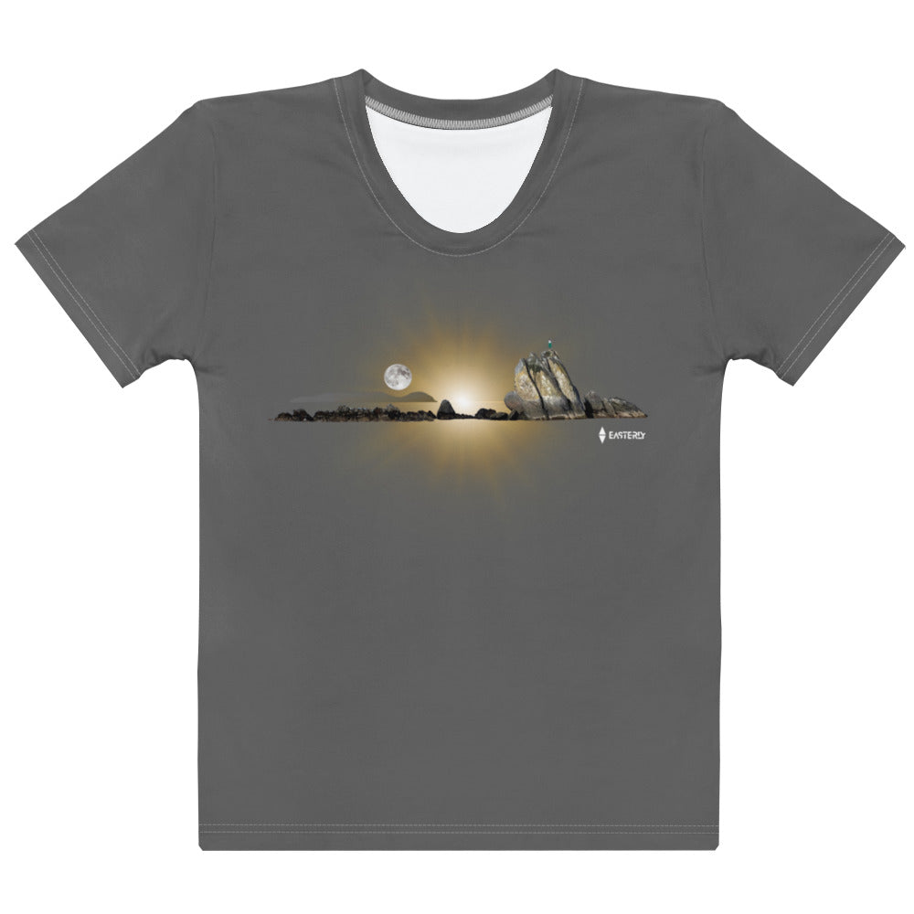 Rise — Women's Tee, Front View, White. Stewart Island New Zealand | EASTERLY

